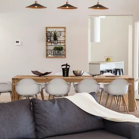 Casa vacanze Four-bedroom In Veprinac